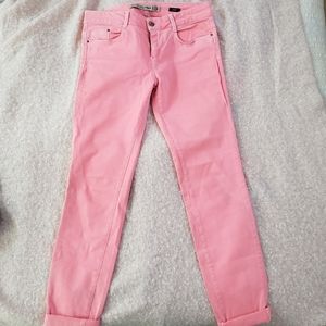 2/20🦋 Bright pink zara jeans